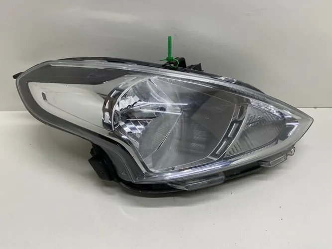Farol Nissan Versa 2016 2017 2018 2019 2020 Direito