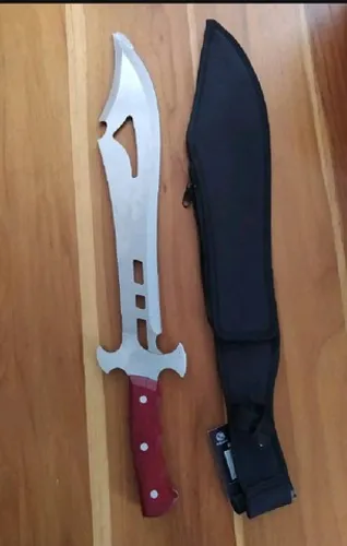 Facão tático