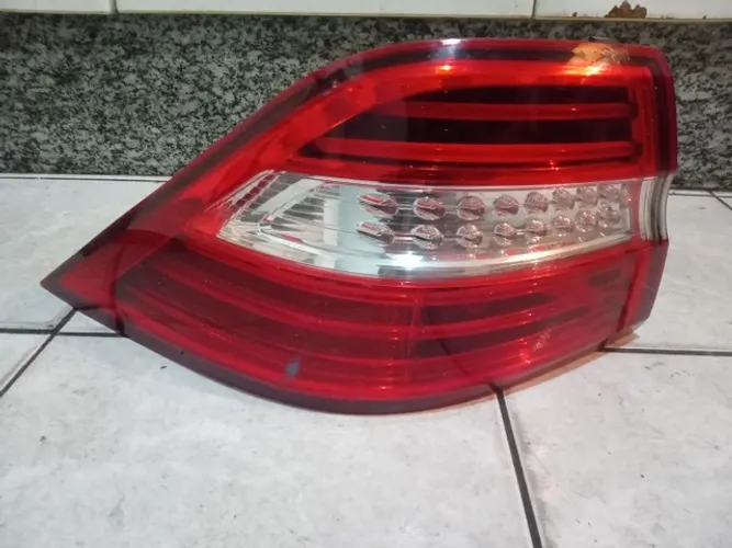 Lanterna traseira esquerdo Mercedes Ml 250 2014 2015
