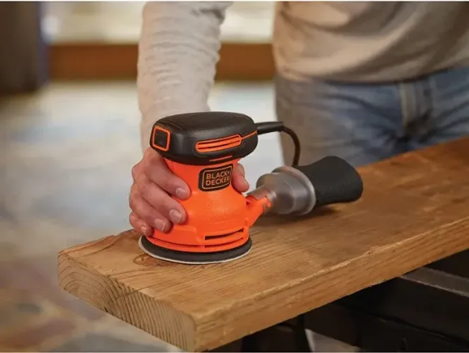 Lixadeira roto orbital Black+Decker Bdero100 laranja 180W 220V