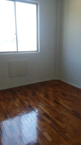 Apartamento com 60m² e 2 quartos em Parada Quarenta - São Gonçalo - RJ.