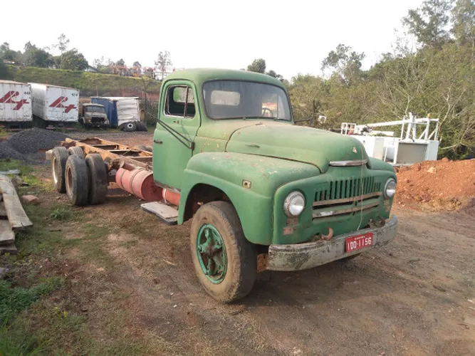 Caminhão antigo 1952