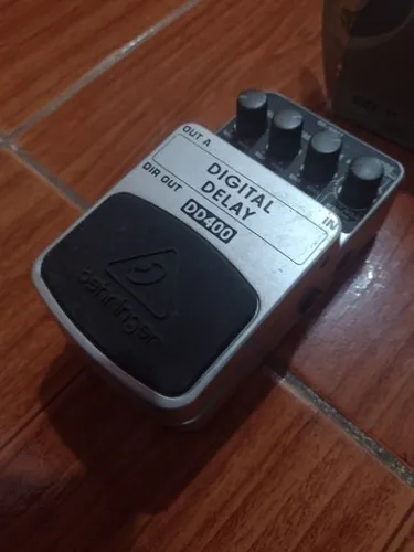 Delay Behringer DD400