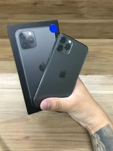 iPhone 11 Pro maxx na caixa // aproveite você também 