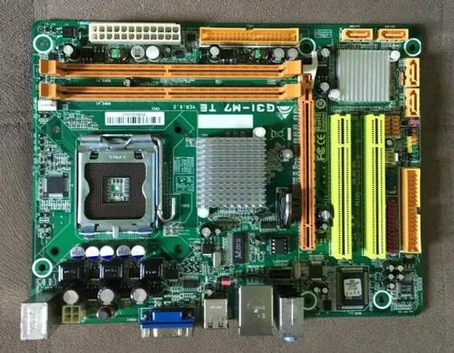 Conserto de Placa Mãe de PC ( Computador)