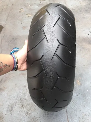 Pneu pirelli diablo corsa 190/50-17 original usado 