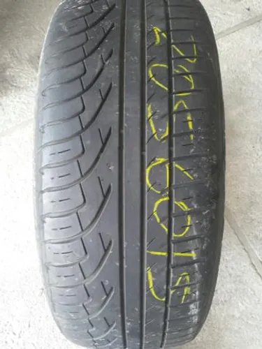 Pneu 205 60 15 Michelin VW Cross Fox usado