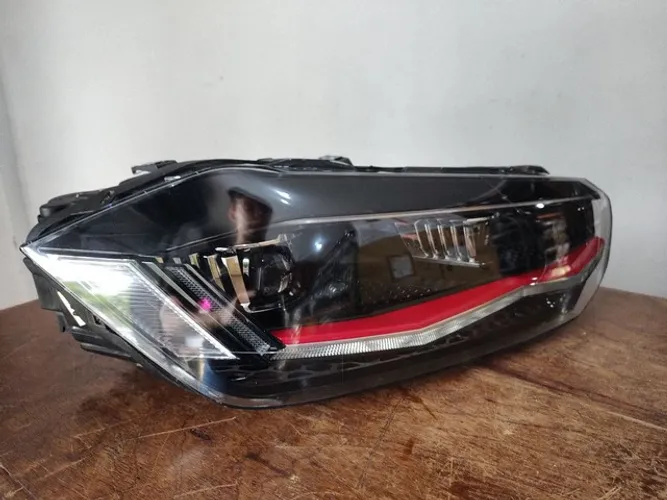Farol polo gts 2017 2018 2019 2020