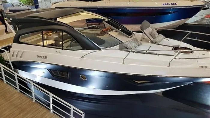 Lancha Triton 350 HT (35 pés) - Ñ e Evolve/FS/NX/Intermarine/bayliner/focker