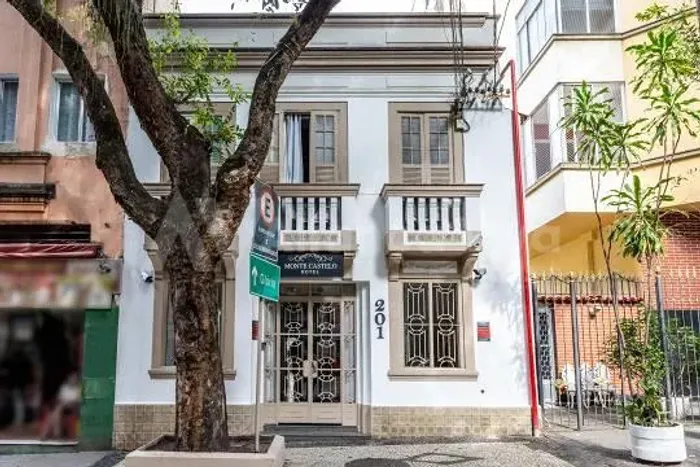 Glória | Casa 39 quartos, sendo 39 suites