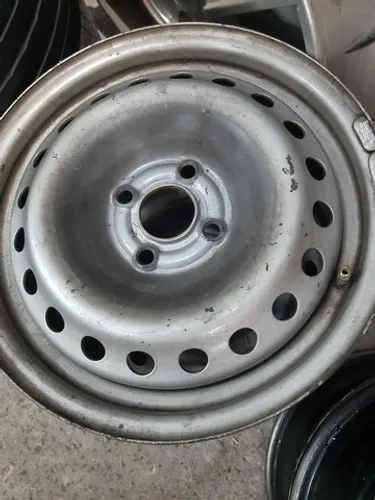 Roda de ferro aro 15 GM celta Prata 4x100 
