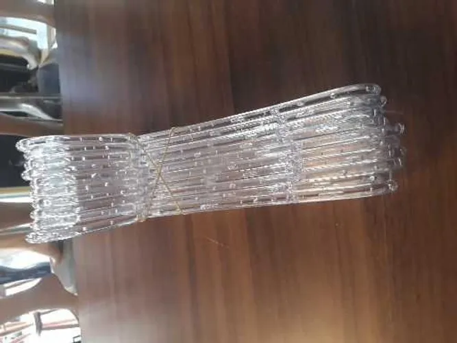 cabides acrilicos simples