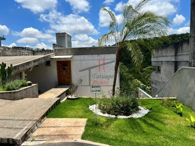 CASA EM CONDOÍMIO FECHADO VENDA ARUJÁ