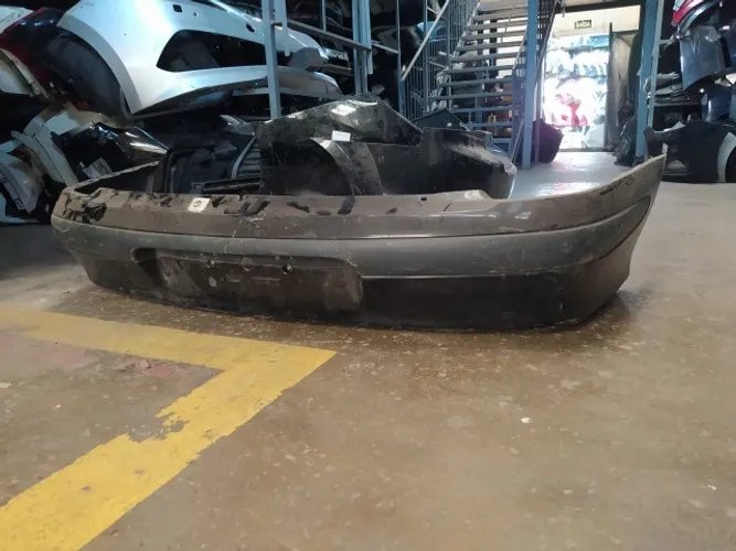 Parachoque Traseiro Megane 1996 1997 1998 1999 2000 2001 2002 2003 2004 2005