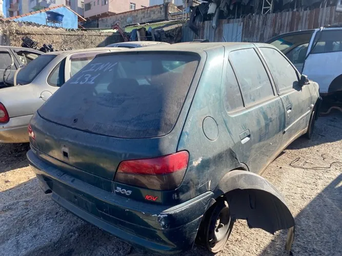 Peugeot 306 sucata para retirada de peças
