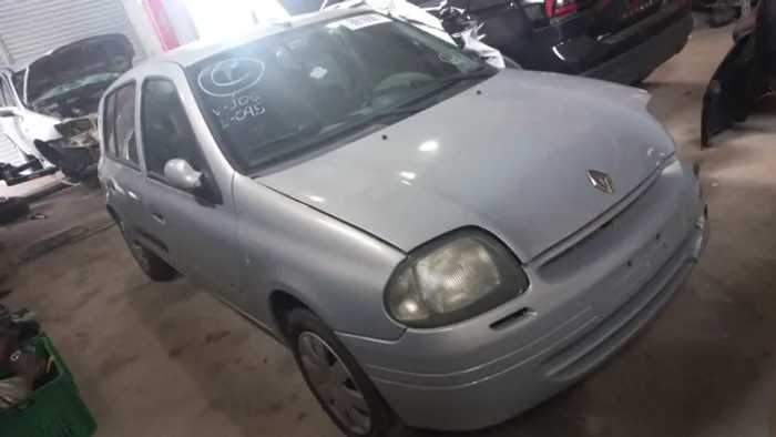 sucata clio