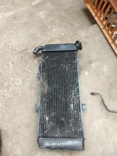 Radiador de água da Kawasaki er6n