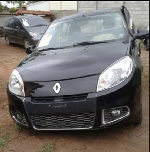 Sucata Renault Sandero 12 para retirada de peças