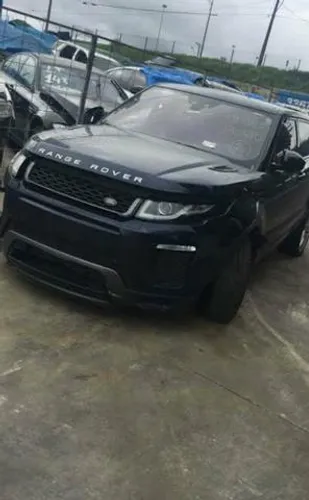 Sucata de land Rover evoque para retirada de peças.