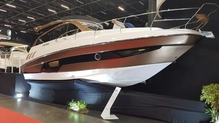 Lancha Triton 370 HT - Ñ e FS/NX/Focker/Schaefer/Intermarine/bayliner