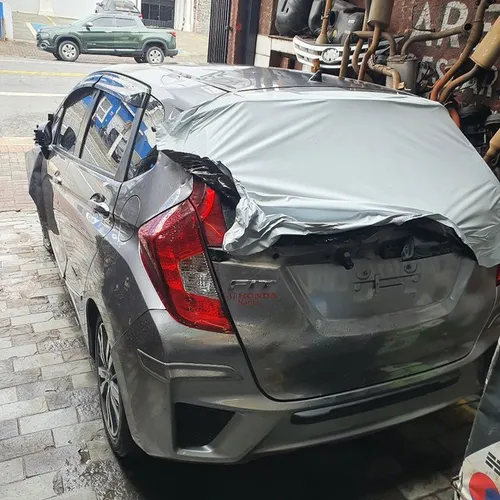 Sucata para retirada de peças Honda fit 2016 automático 
