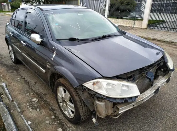 Megane (sucata)