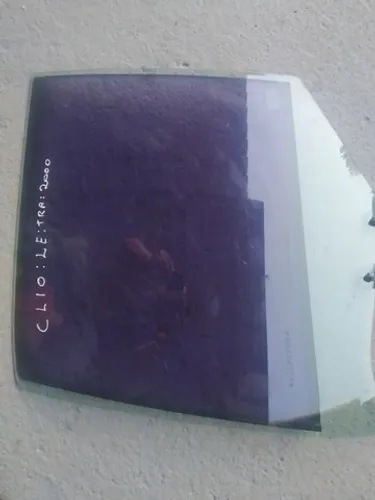 Vidro porta traseira esquerda Clio 1999/2010