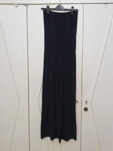 Macacão preto de viscose e elastano