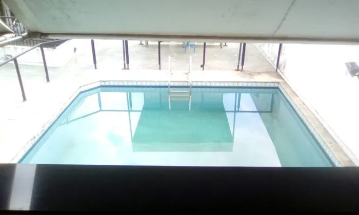 Alugo Casa - C. das Árvores - Bem Localizada