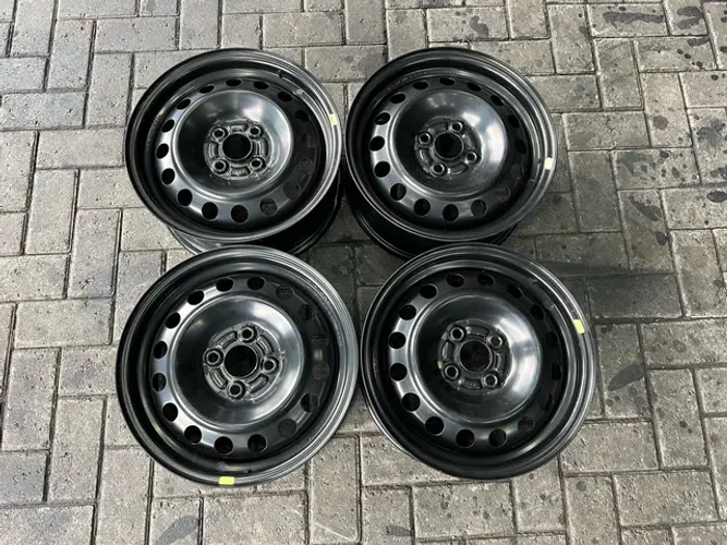 Rodas de Ferro Aro 15 Honda 4x100 Originais Praticamente Novas / Roda Ferro 15