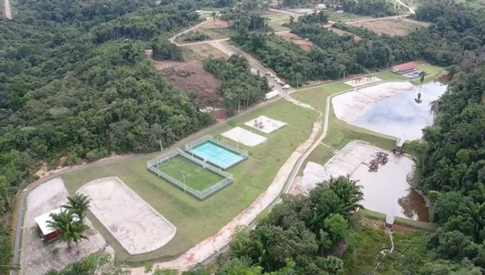 Lote em Condomínio de 20 x 50 metros Km 07 da AM 070, apenas 23 mil reais.