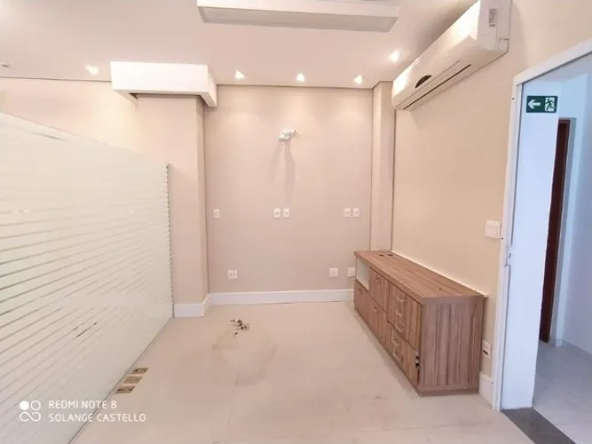 Prédio - / Comercial / Centro