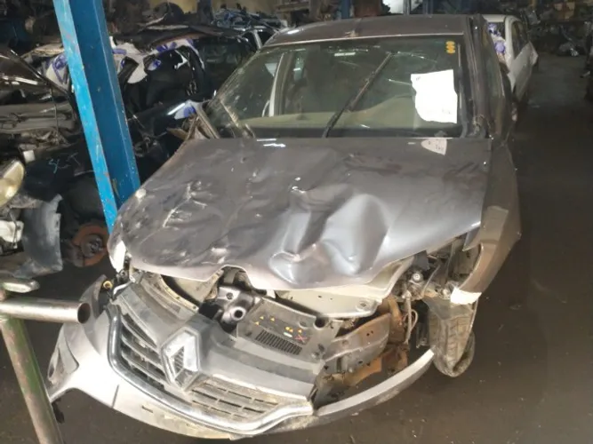 Sucata Renault/ Logan Life 1.0MT 2020/2021
