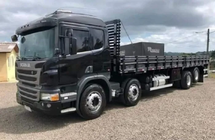 Scania P310 Bitruck Carroceria