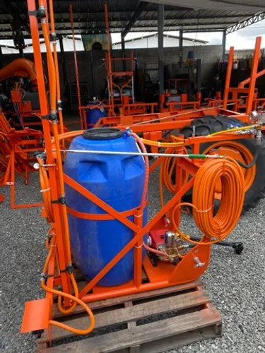 Pulverizador de 240 litros - fabricação própria