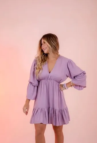 Vestido curto soltinho estilo boho Chic.