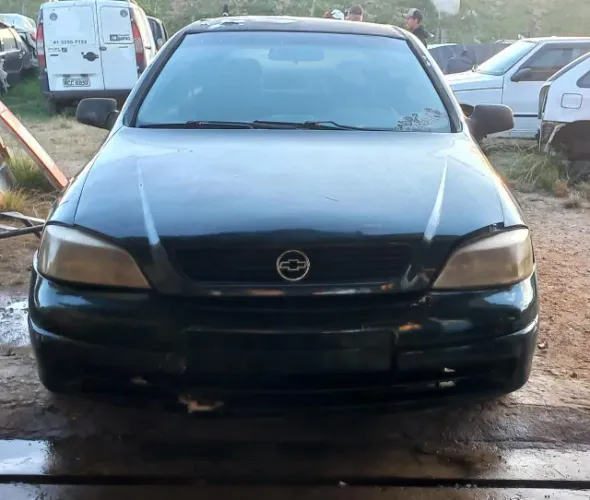 Sucata Astra 1.8 ano 2000 P/Retirada de peças 
