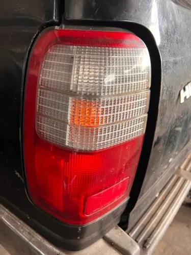Lanterna Hilux sw4 1999 usado original  cada 200