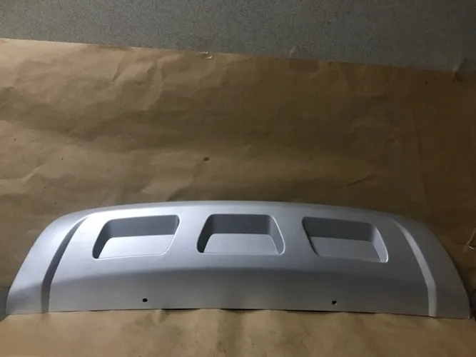 Aplique/Spoiler Fiat Toro
