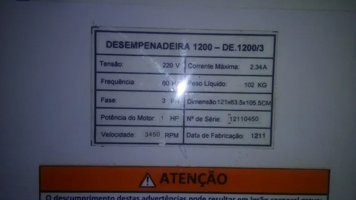 Desempenadeira para marcenaria