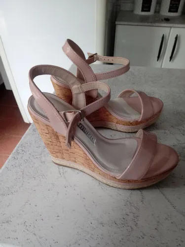 Sandalia via marte