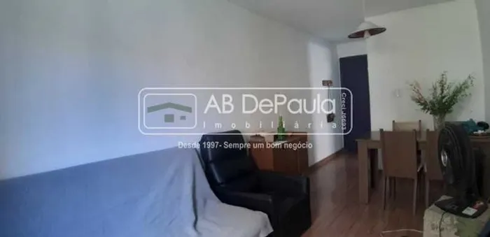 VENDE EM SULACAP - CONDOMÍNIO SULACAP II - SEGUNDO ANDAR