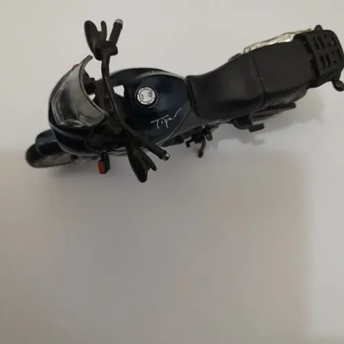 Mini moto da Maitor para presentear Colecionar enfeite etc