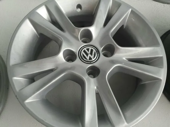 Roda aro 14 VW Golf Europeu Prata Voyage 4X100 jogo