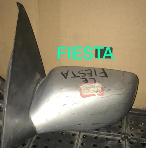 Retrovisor de fiesta 