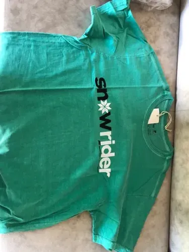 4 Camisetas Osklen tamanho P*