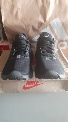 Tênis Nike Esportivo número 41