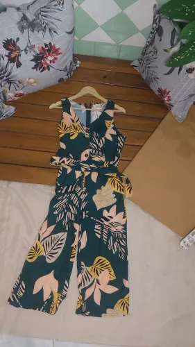 Macacão longo estampa floral