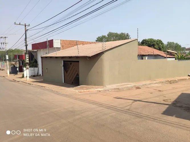 Casa,  na principal do bairro Nova Esperança 