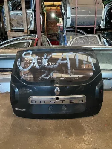 Tampa traseira Renault Duster 2014